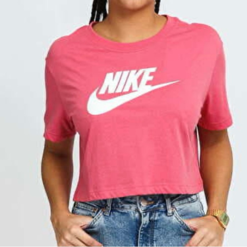 Women’s Nike pink crop top tshirt pink size small. 1012 - Picture 2 of 7